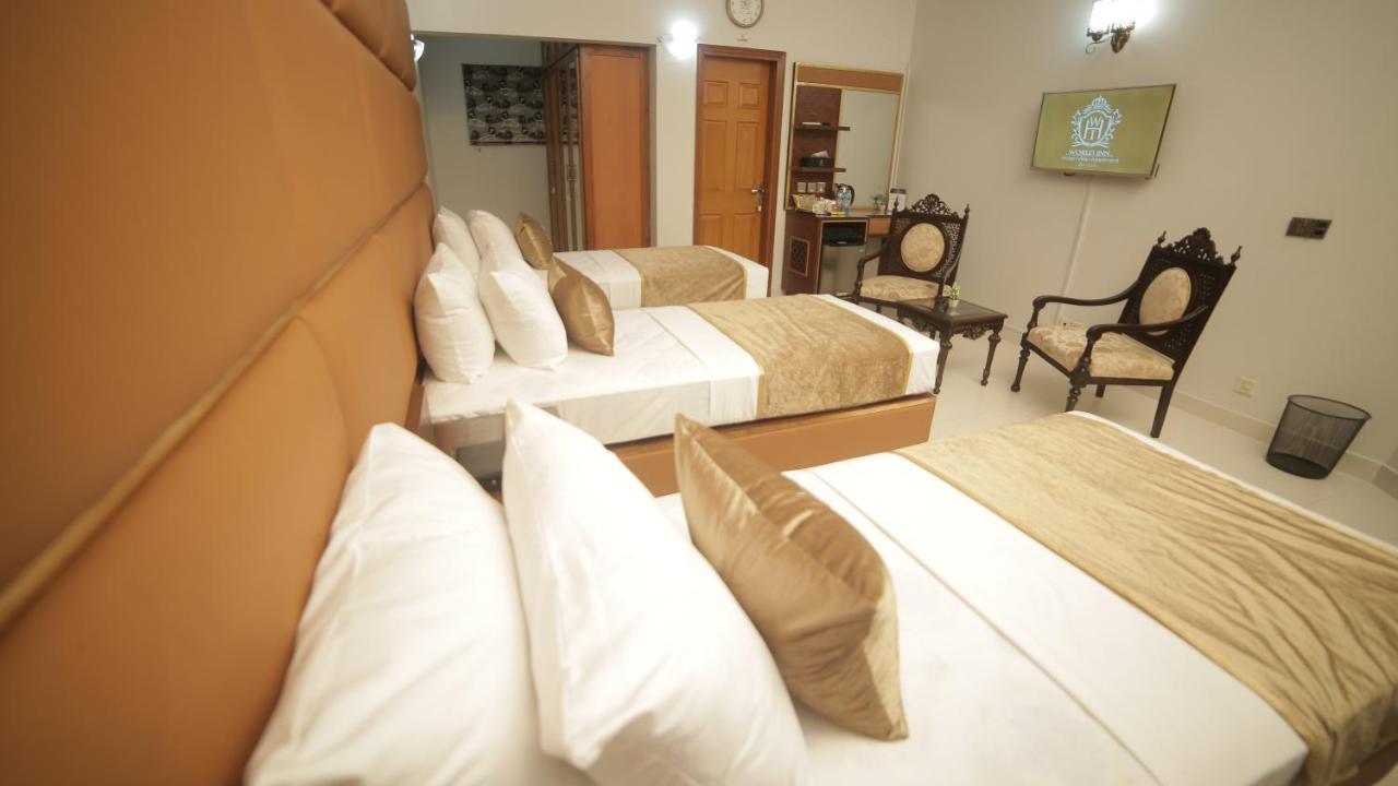 Four Squares Karachi Bed & Breakfast Ngoại thất bức ảnh